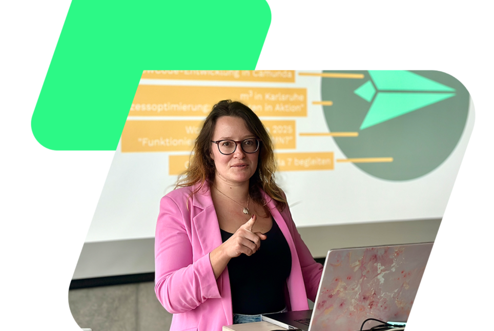 Johanna Vasconcelos Alves hält eine Präsentation