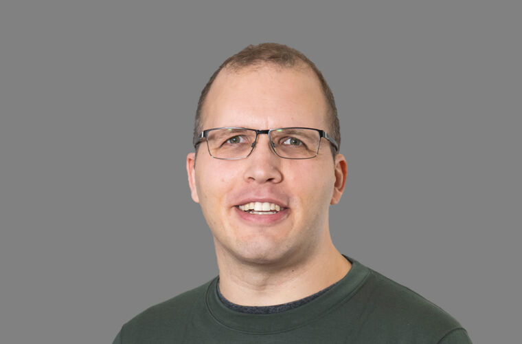 1060 x 710 Dennis Grammes