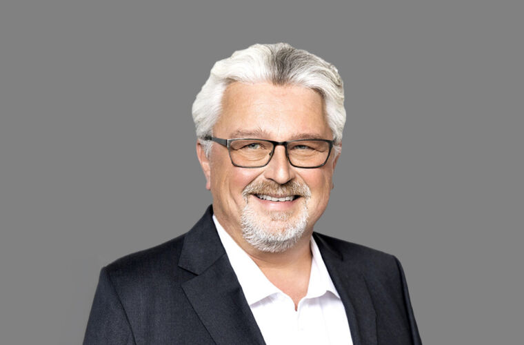 1060 x 710 Markus Voss