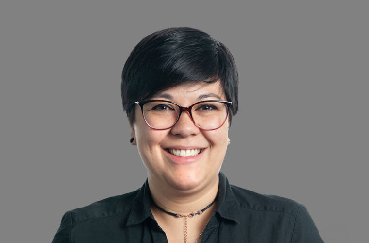 1060 x 710 Nicole Heinze