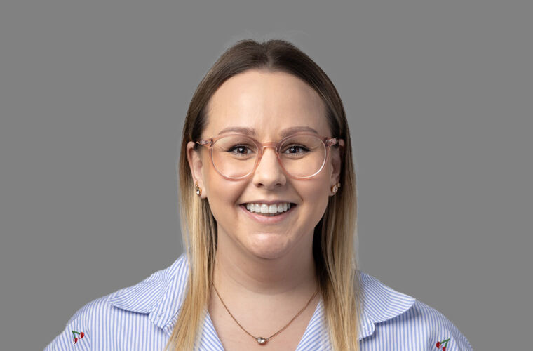 1060 x 710 Orton Aimee