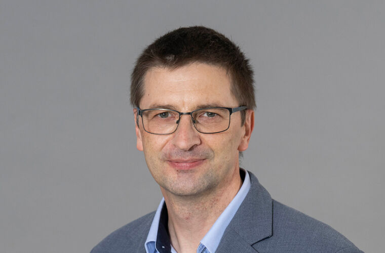 1060 x 710 Schubert Stefan