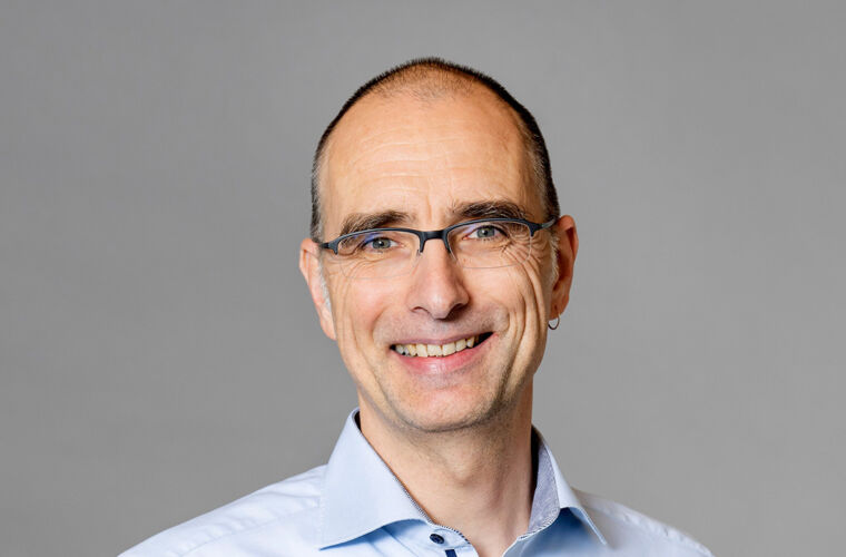 1060 x 710 Stier Markus